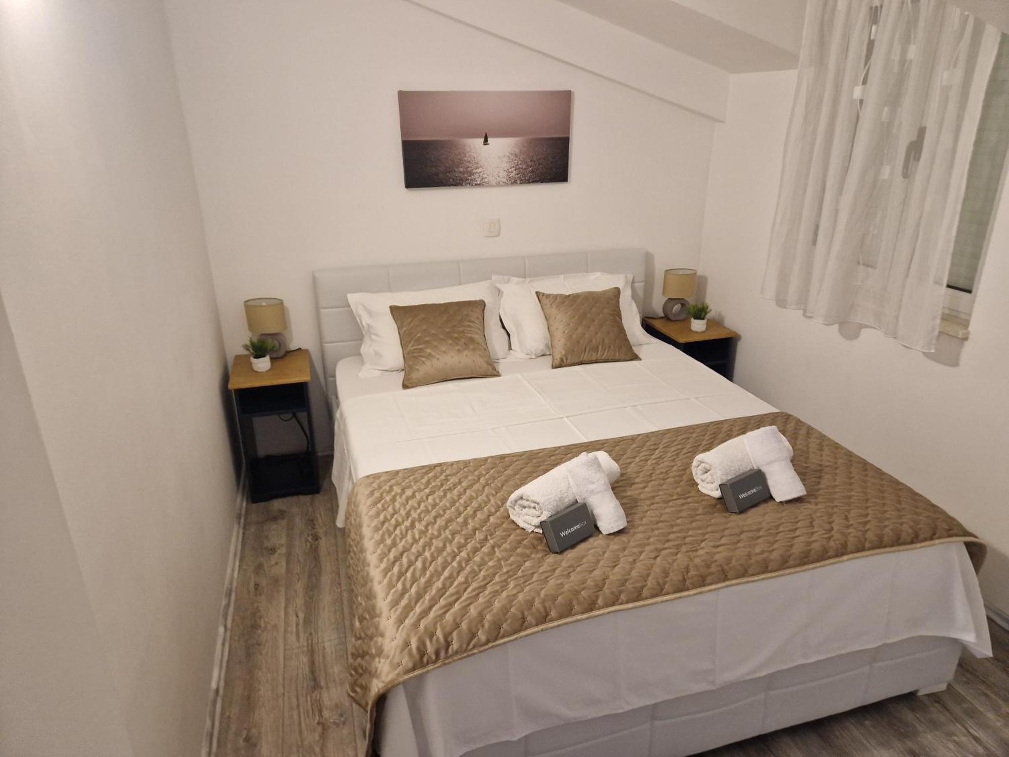Apartments Mb Kastela Exterior photo