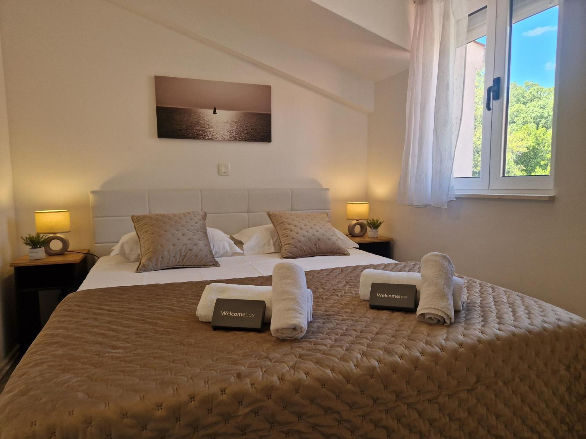 Apartments Mb Kastela Exterior photo