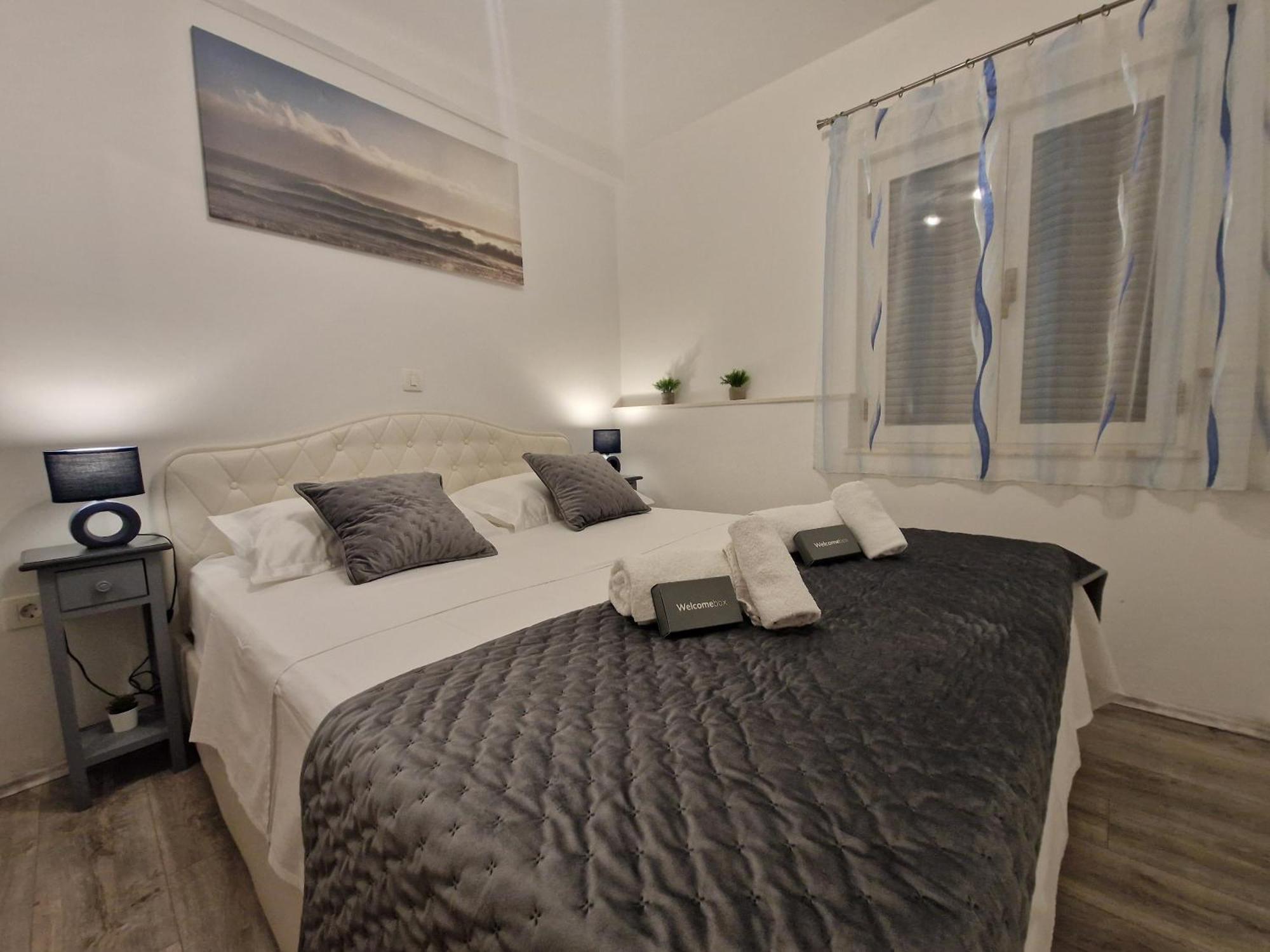 Apartments Mb Kastela Exterior photo