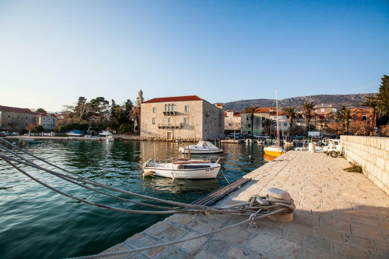 Apartments Mb Kastela Exterior photo