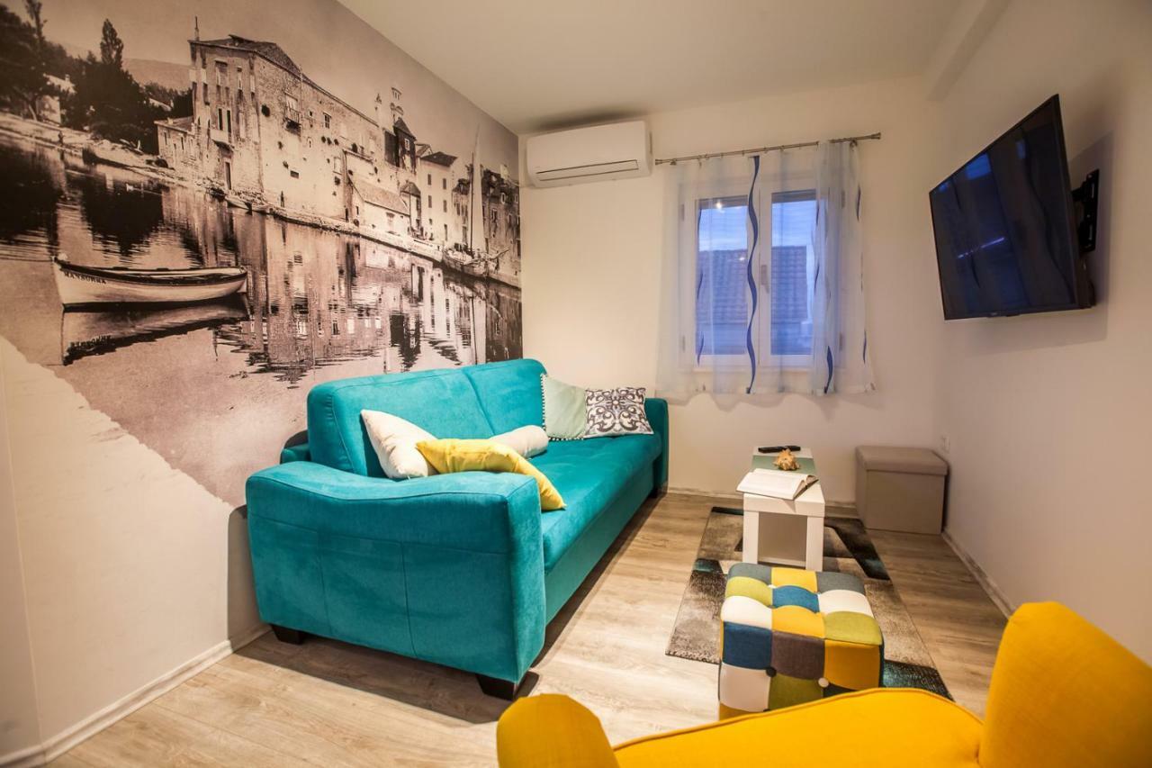 Apartments Mb Kastela Exterior photo